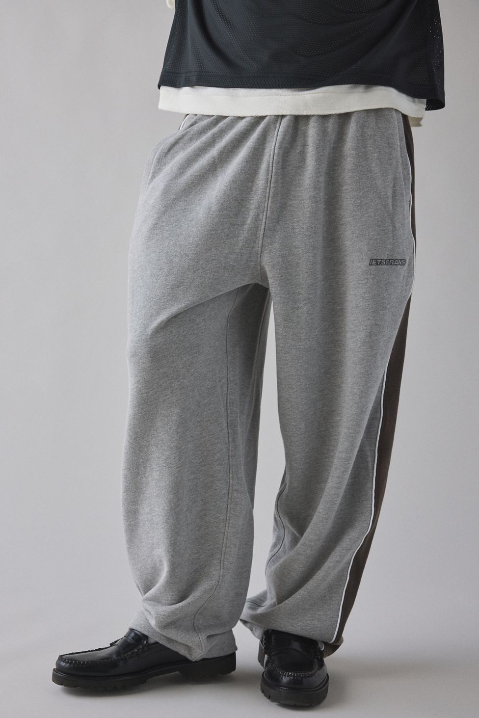 iets frans… Harri Paneled Wide Leg Sweatpants