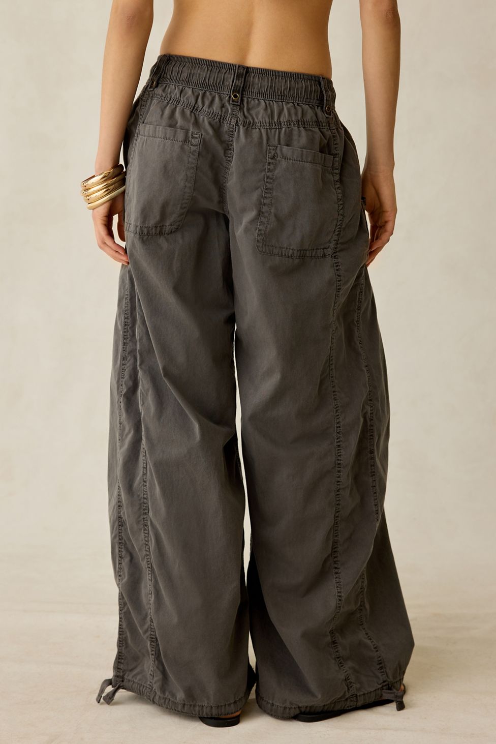 BDG Sunridge Mid-Rise Cargo Balloon Pants