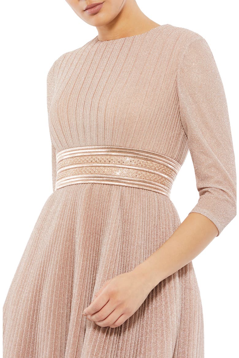 Shimmering 3/4 Sleeve A-Line Midi Dress