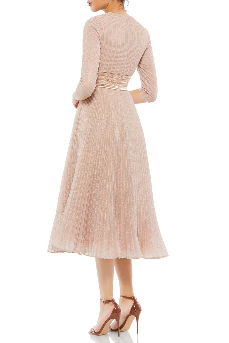 Shimmering 3/4 Sleeve A-Line Midi Dress