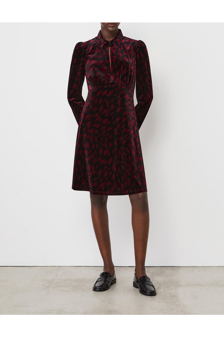Capri Animal Print Knee Length Dress