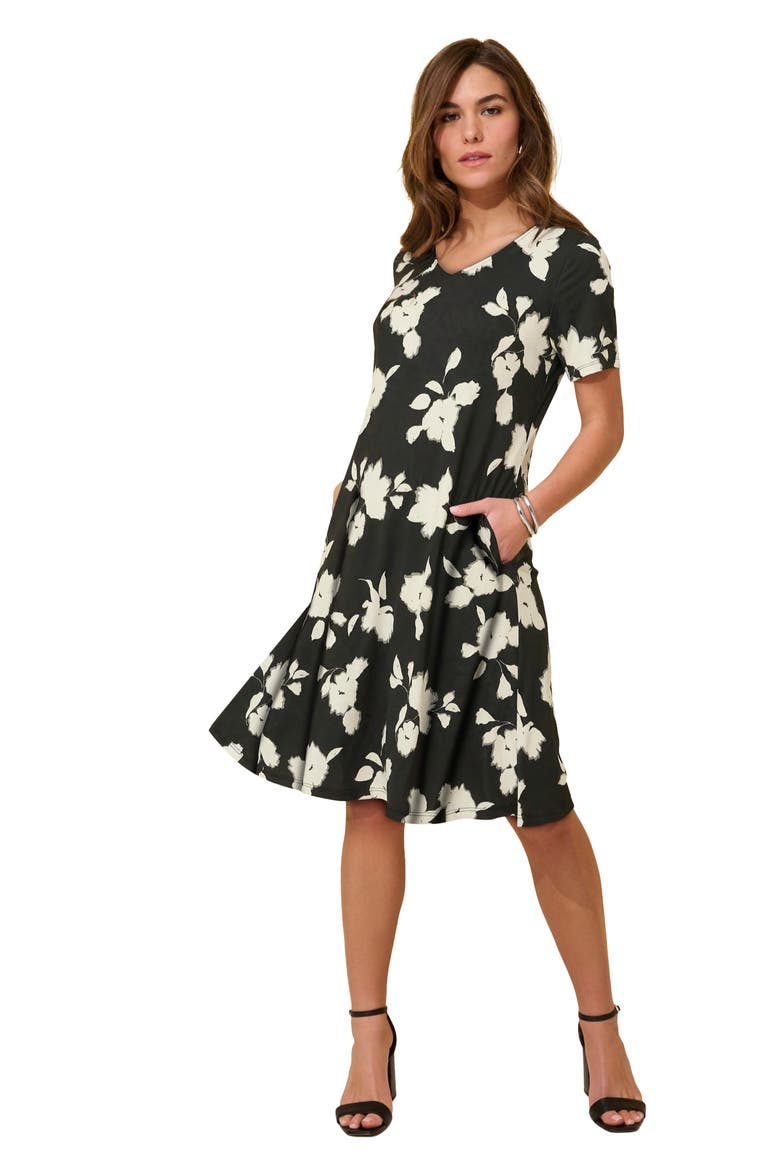 Plus Size Stretch Knit Pocket Swing Dress