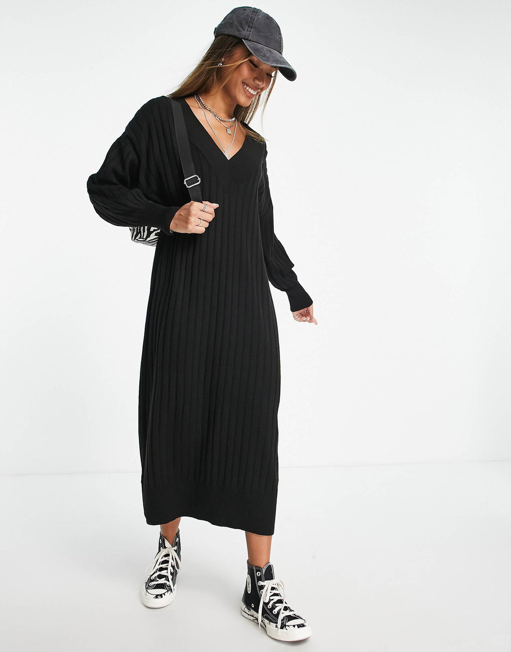 ONLY knitted v neck midaxi dress in black
