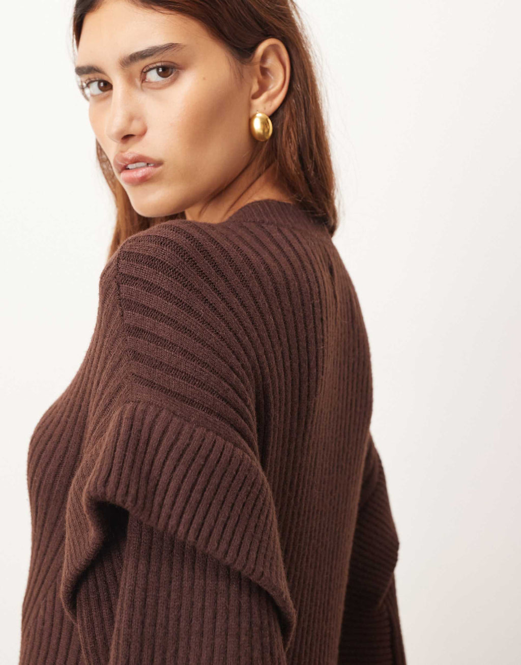 ARRANGE rib knit v neck maxi dress with shoulder detailing in chocolate
