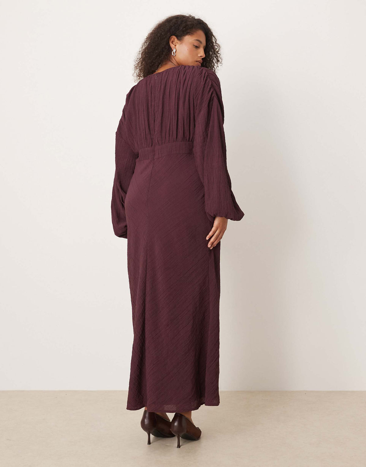 ASOS DESIGN Curve crew neck maxi dress with volume sleeve and lace bust detail in mulberry