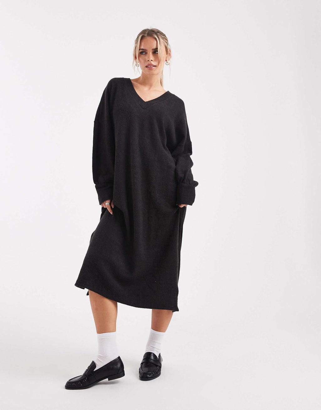 Vero Moda Petite soft rib knit v-neck midi dress in black