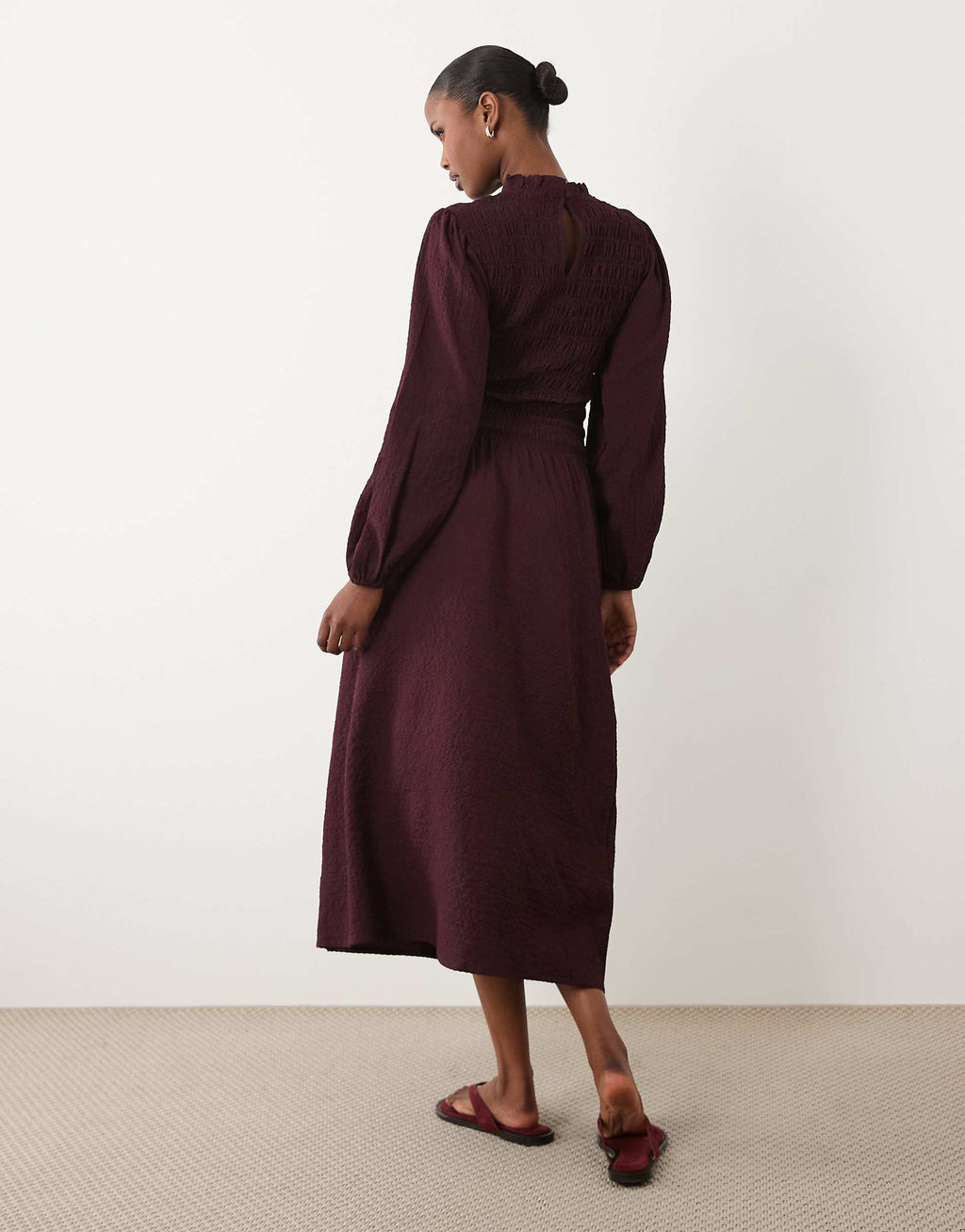 Wednesday's Girl puff sleeve shirred detail midaxi dress in deep purple
