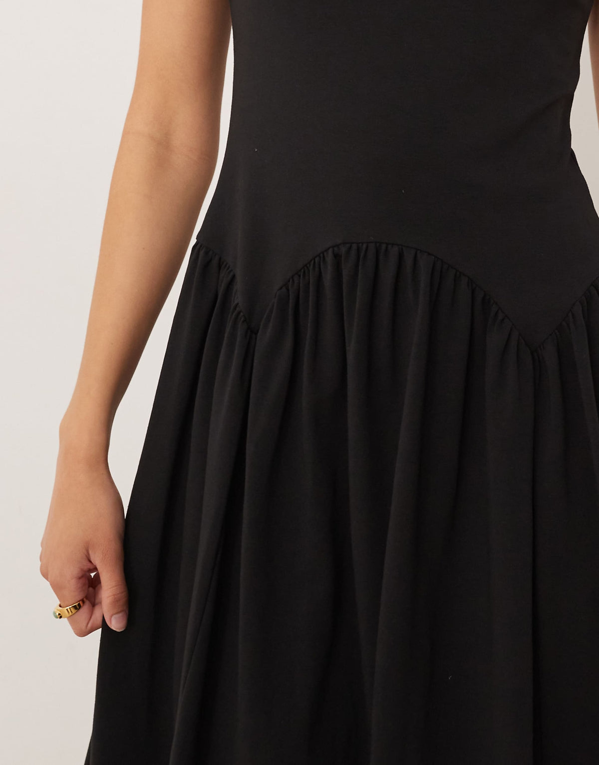 ASOS DESIGN short sleeve dipped waist detail midi dress in black