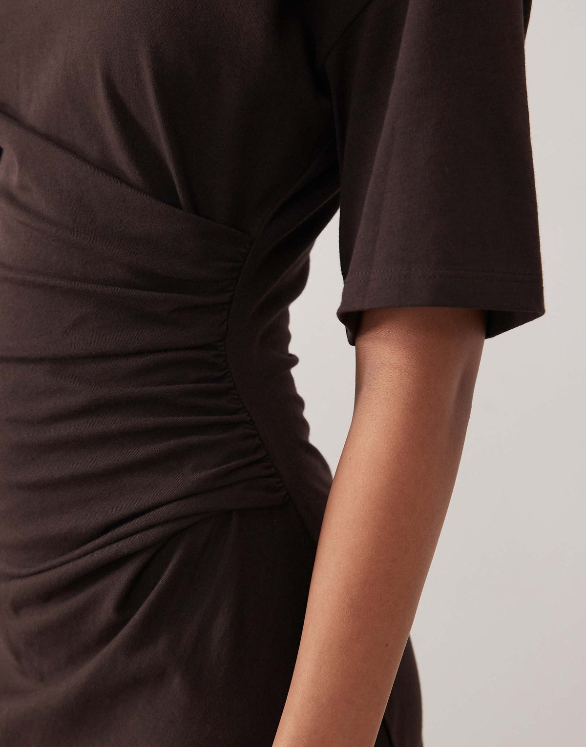 ASOS DESIGN side ruched T-shirt midi dress chocolate