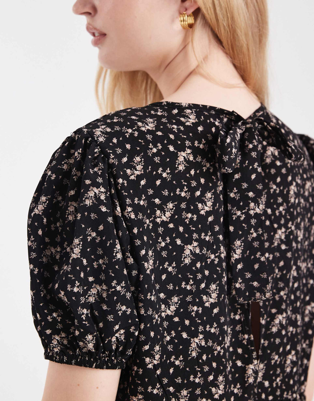 Daisy Street tiered smock maxi dress in black floral