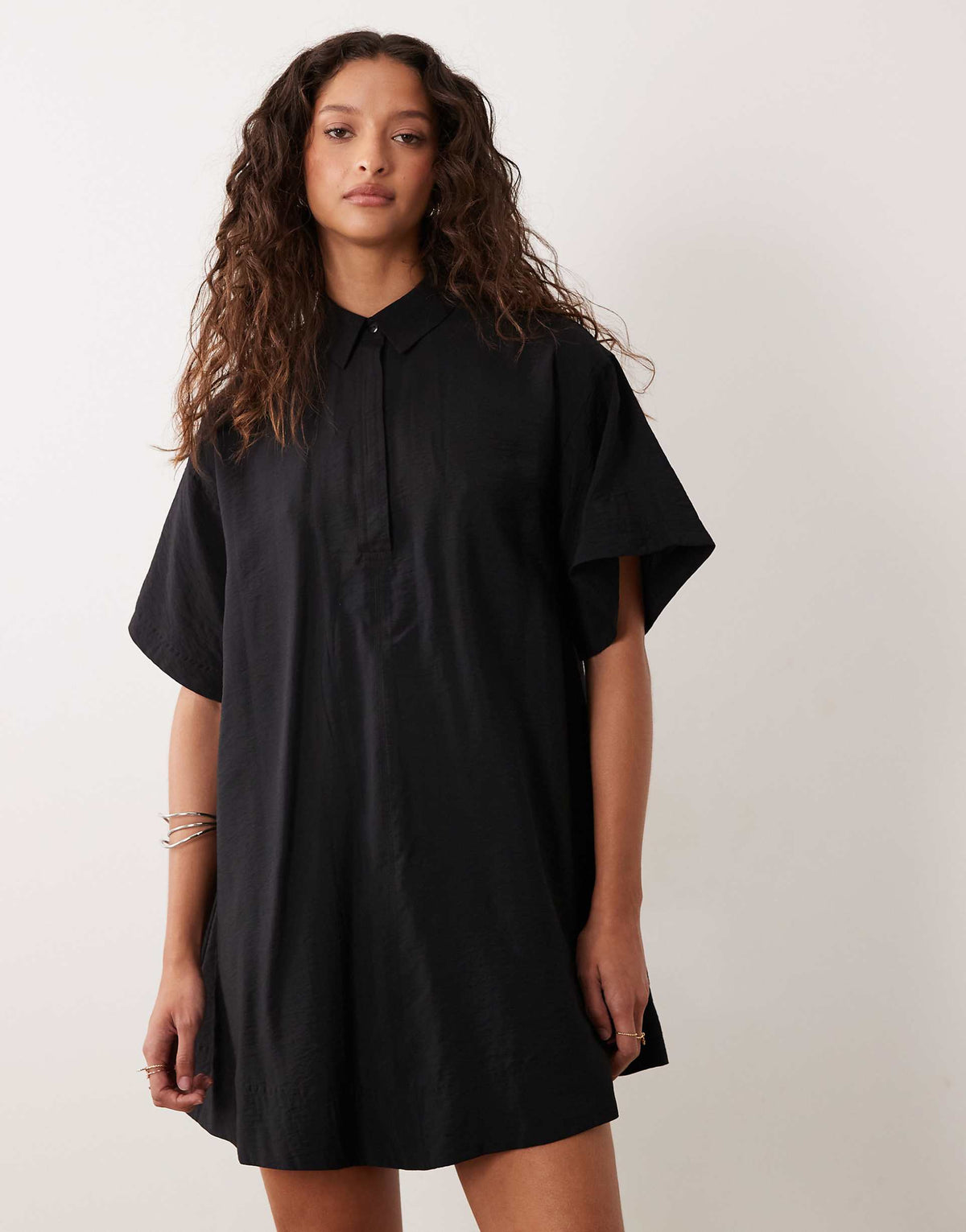 ASOS DESIGN performance fabric relaxed short sleeve mini dress in black