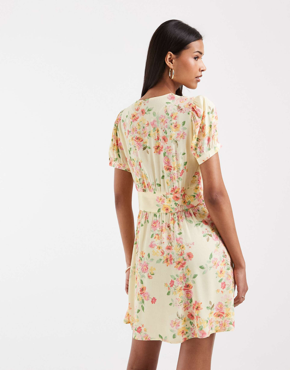 Vero Moda button front detail tea style mini dress in yellow based floral print