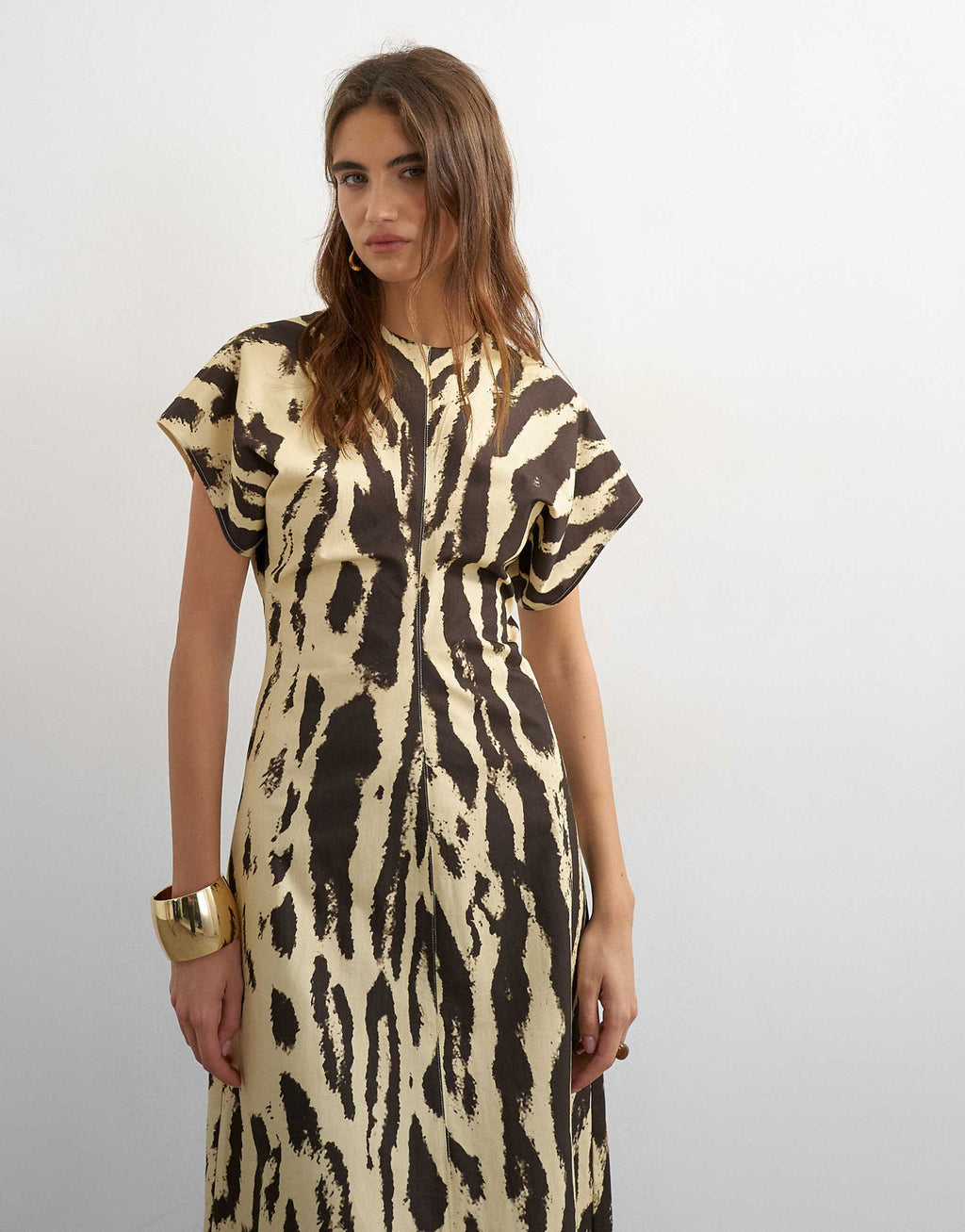 Topshop cotton twill structured drop shoulder maxi dress in mono animal print