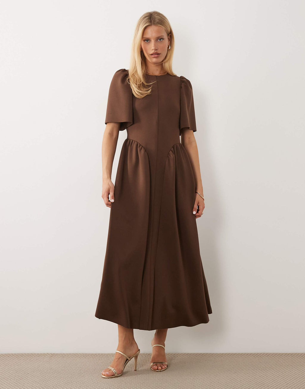 YAS fitted bodice puff sleeve maxi dress in chocolate brown