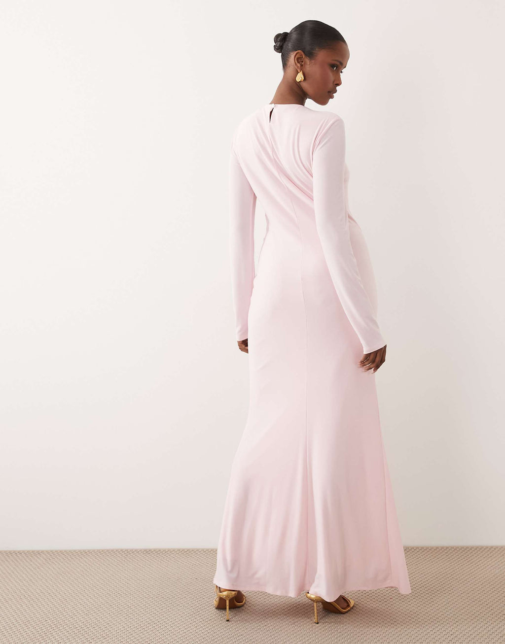 Daska stretch long sleeve tie waist maxi dress in baby pink
