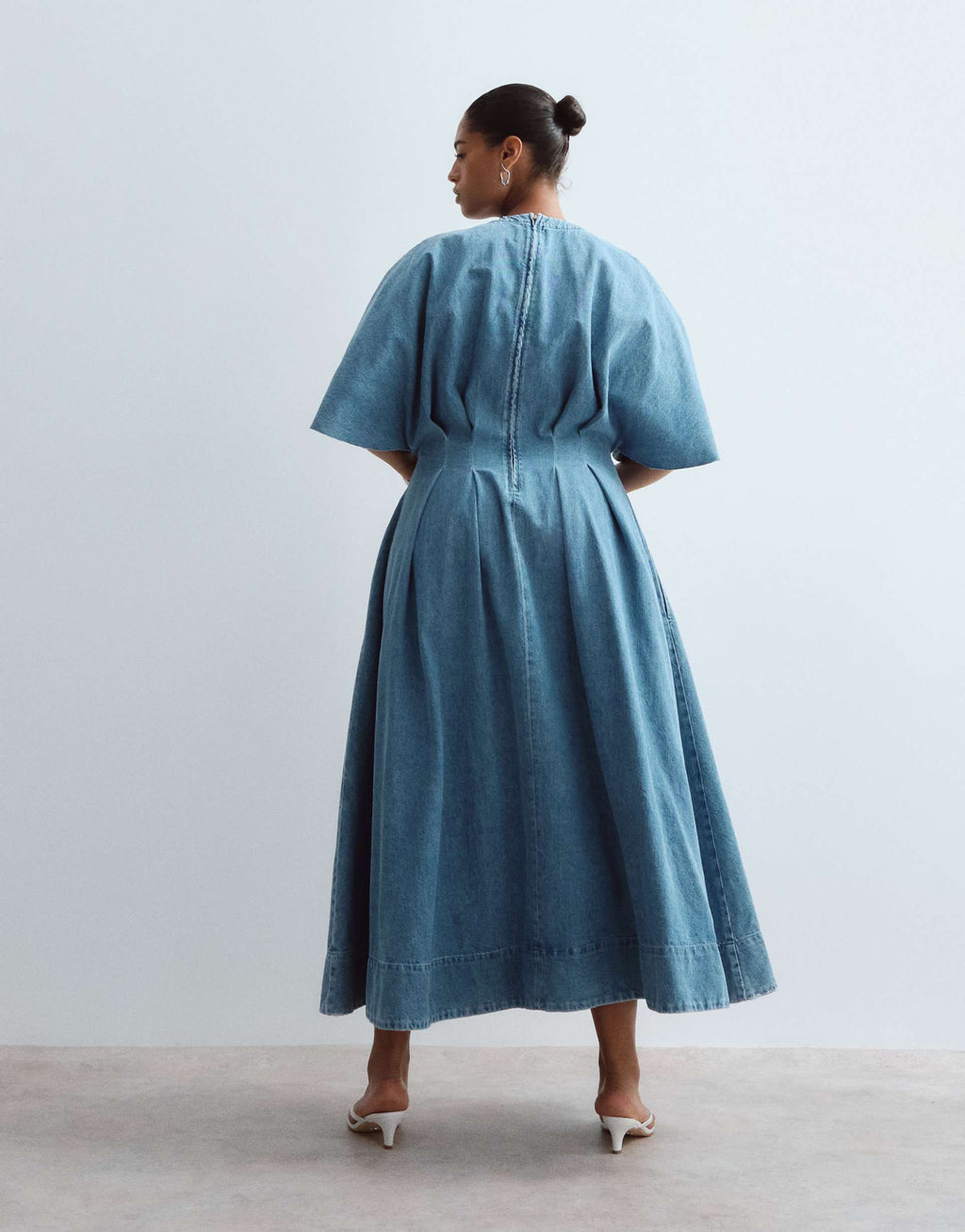 ARRANGE Curve cinched waist denim midi dress in mid wash blue