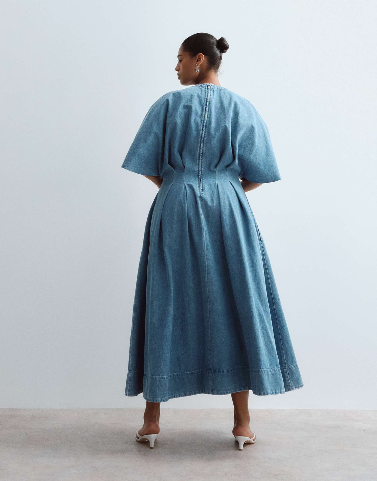 ARRANGE Curve cinched waist denim midi dress in mid wash blue