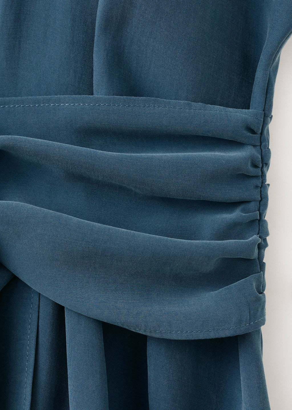 Belt shirt dress