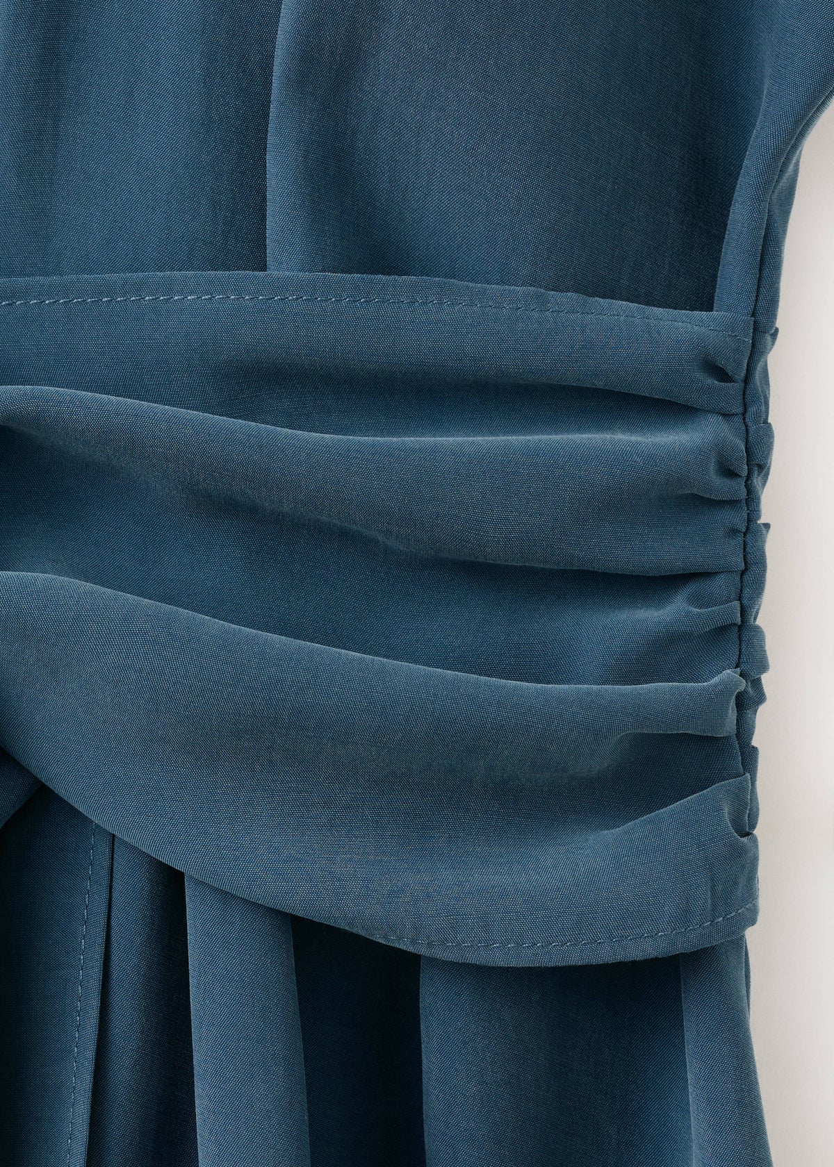 Belt shirt dress