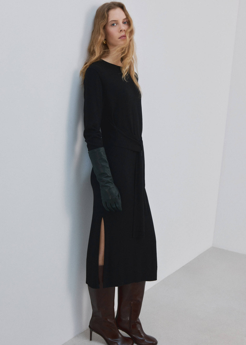 Knot knitted dress