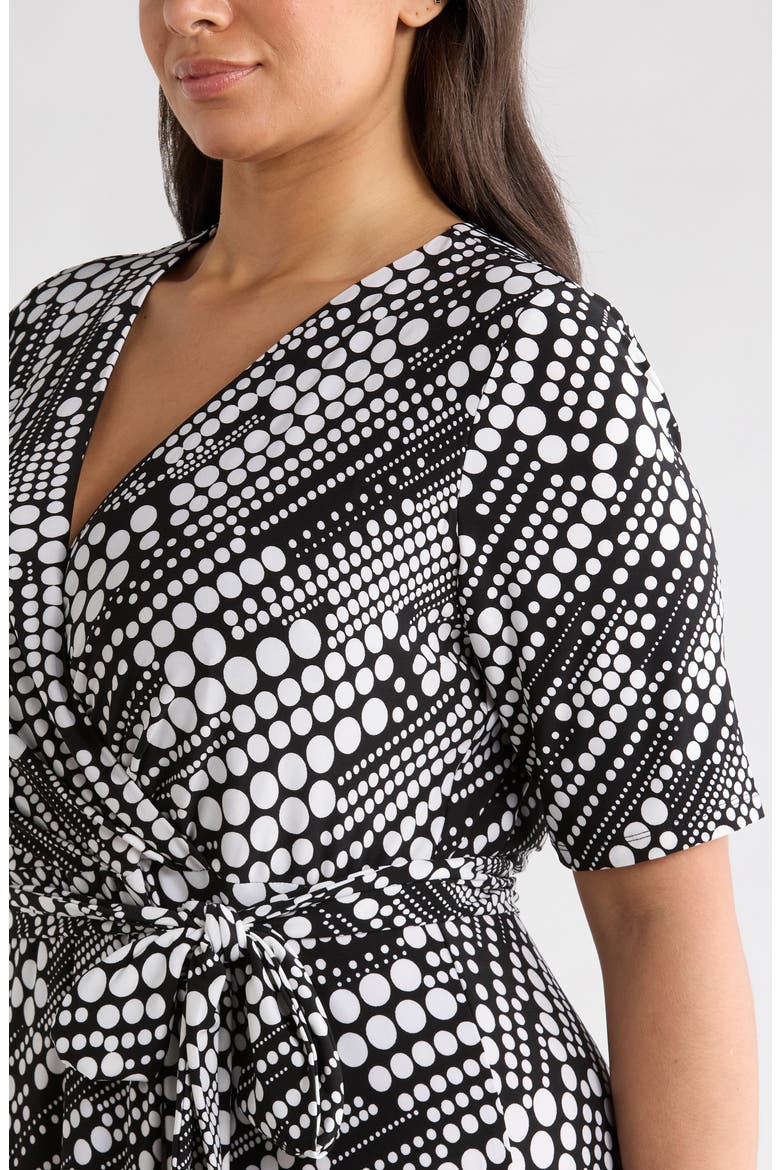 Short Sleeve Colorblock Shift Dress