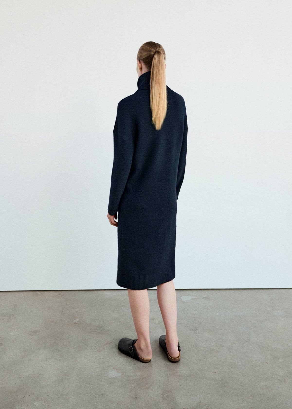 Turtleneck knit nightdress