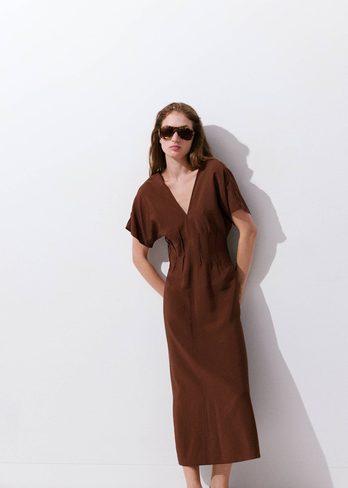 V-neck ruched dress