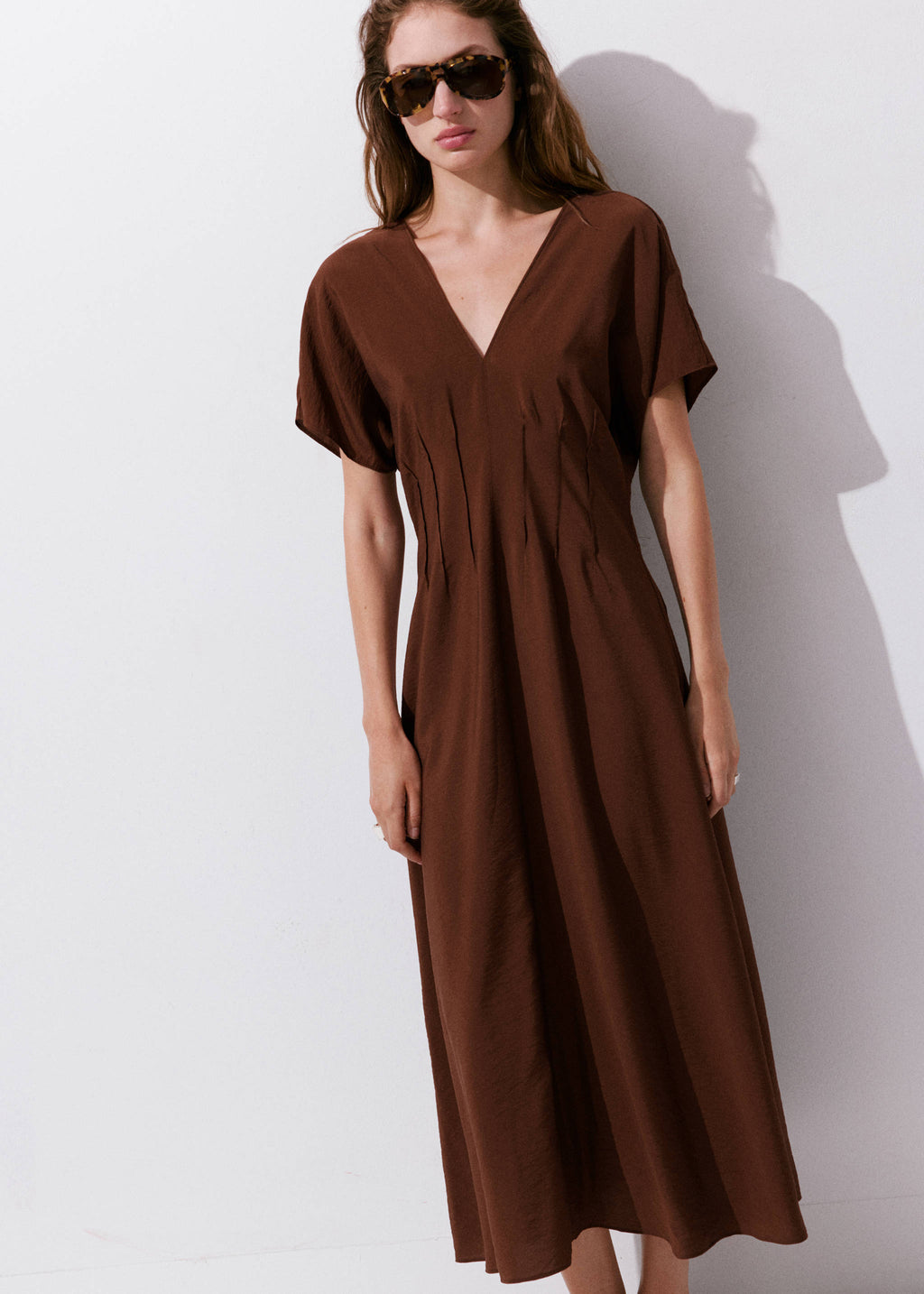 V-neck ruched dress