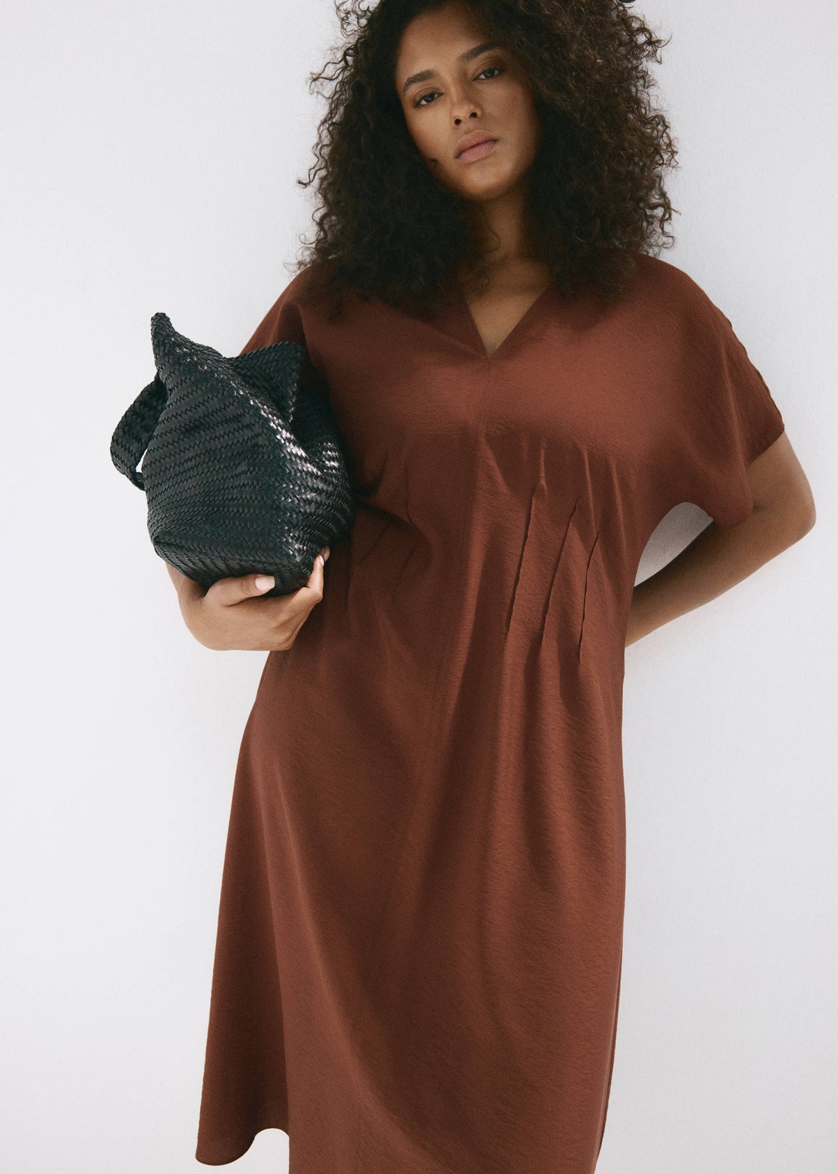 V-neck ruched dress