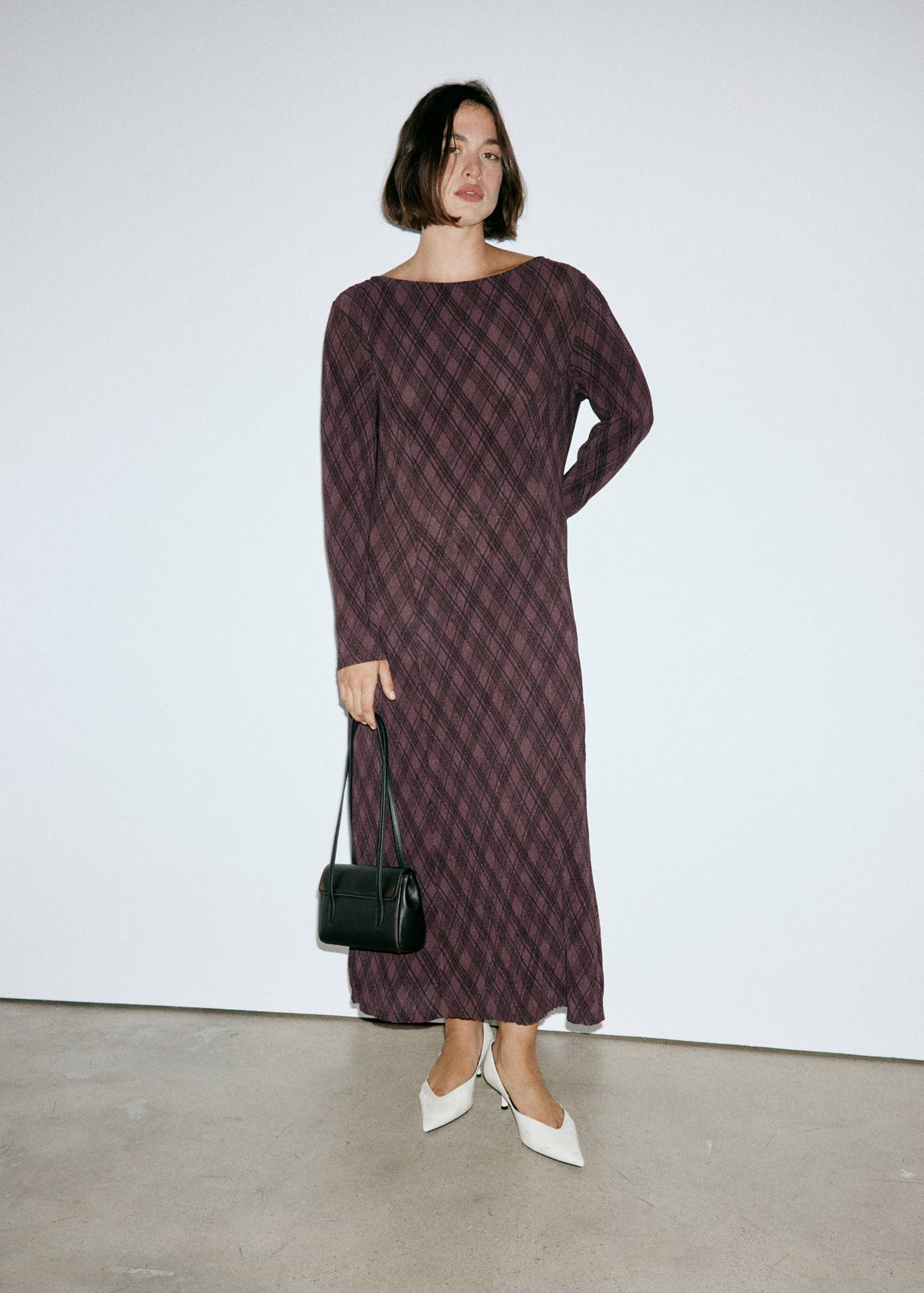 Long-sleeve plaid dress