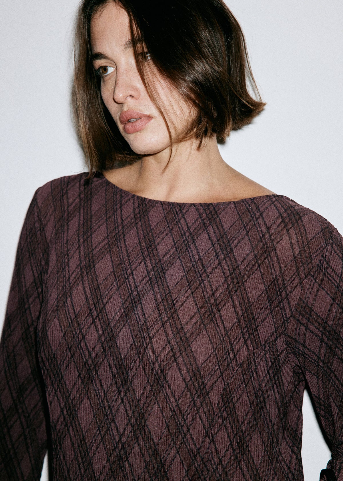Long-sleeve plaid dress