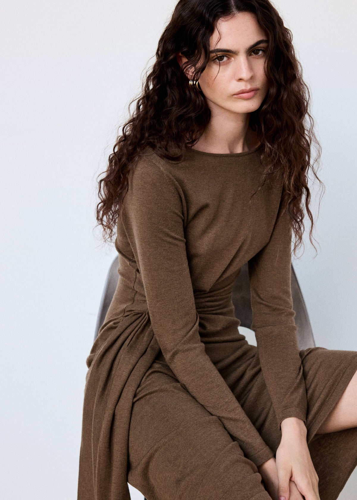 Knit dress with tie detail