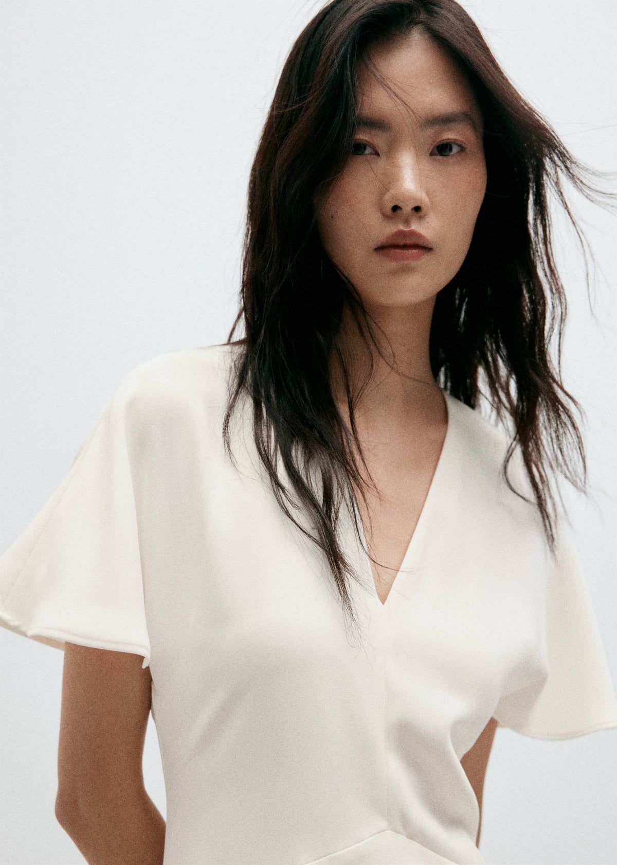 V-neck short-sleeve dress