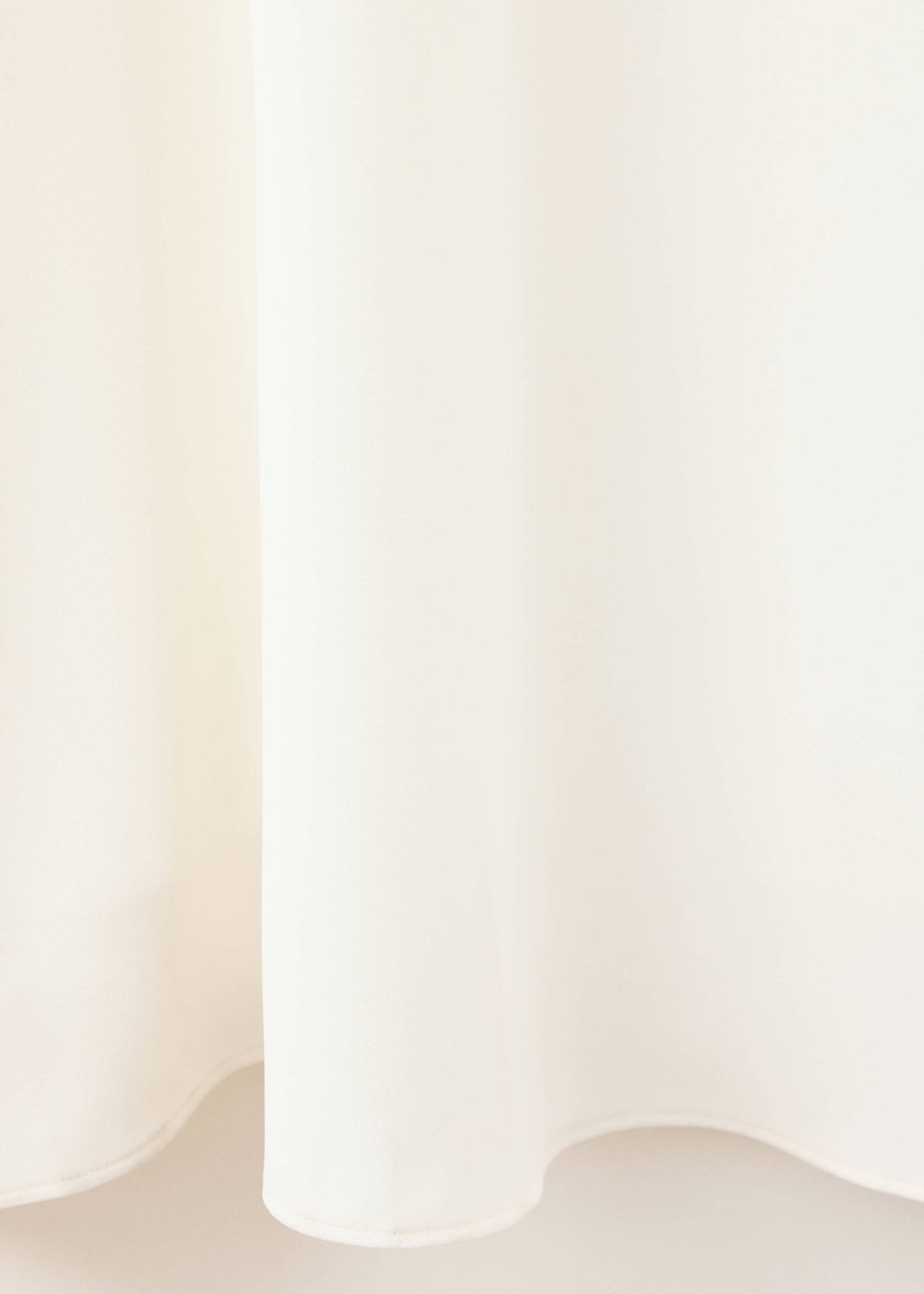 V-neck short-sleeve dress