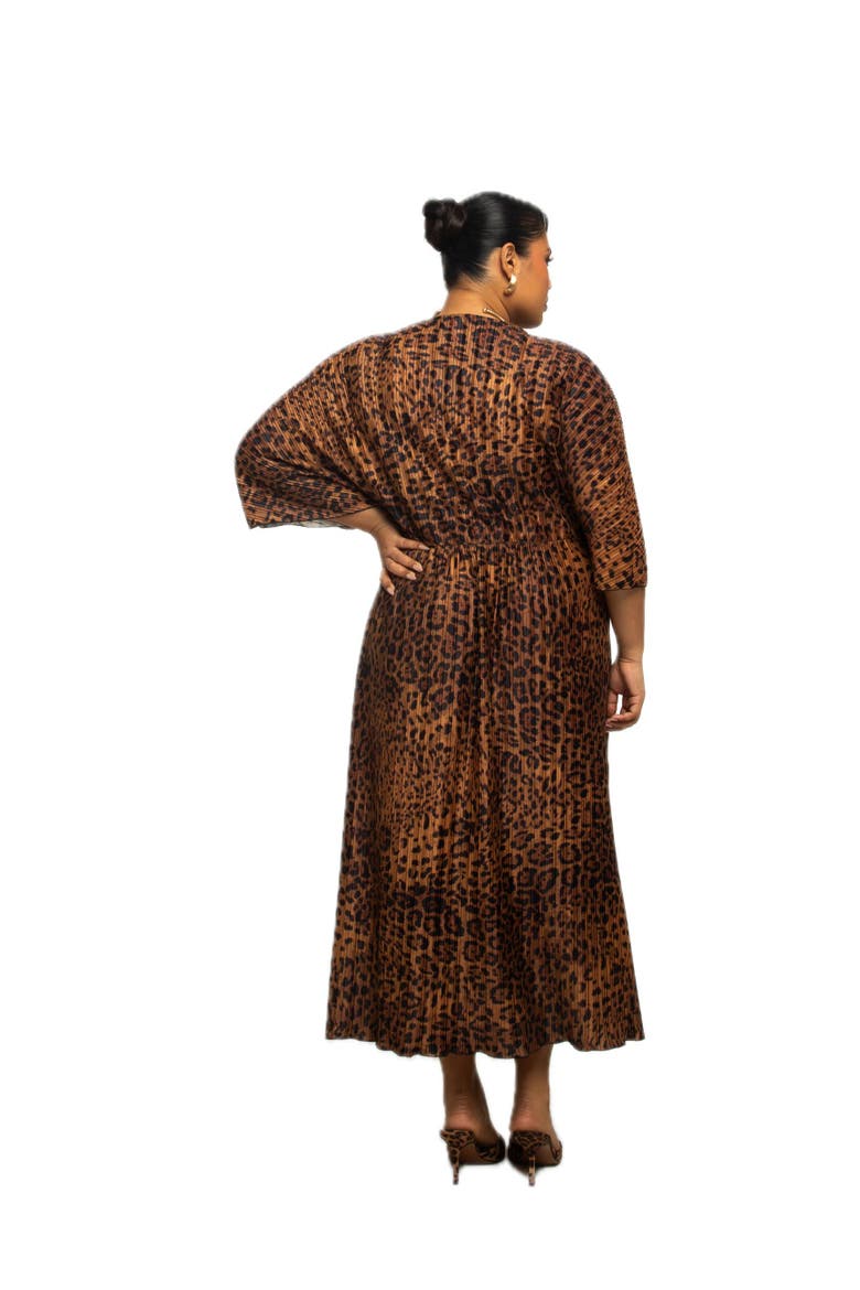 Plus Size Leopard Print Midi Dress