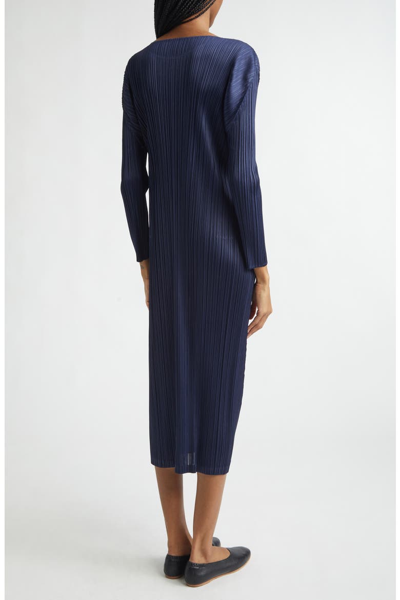 Monthly Colors January Pleated Long Sleeve Midi Dress