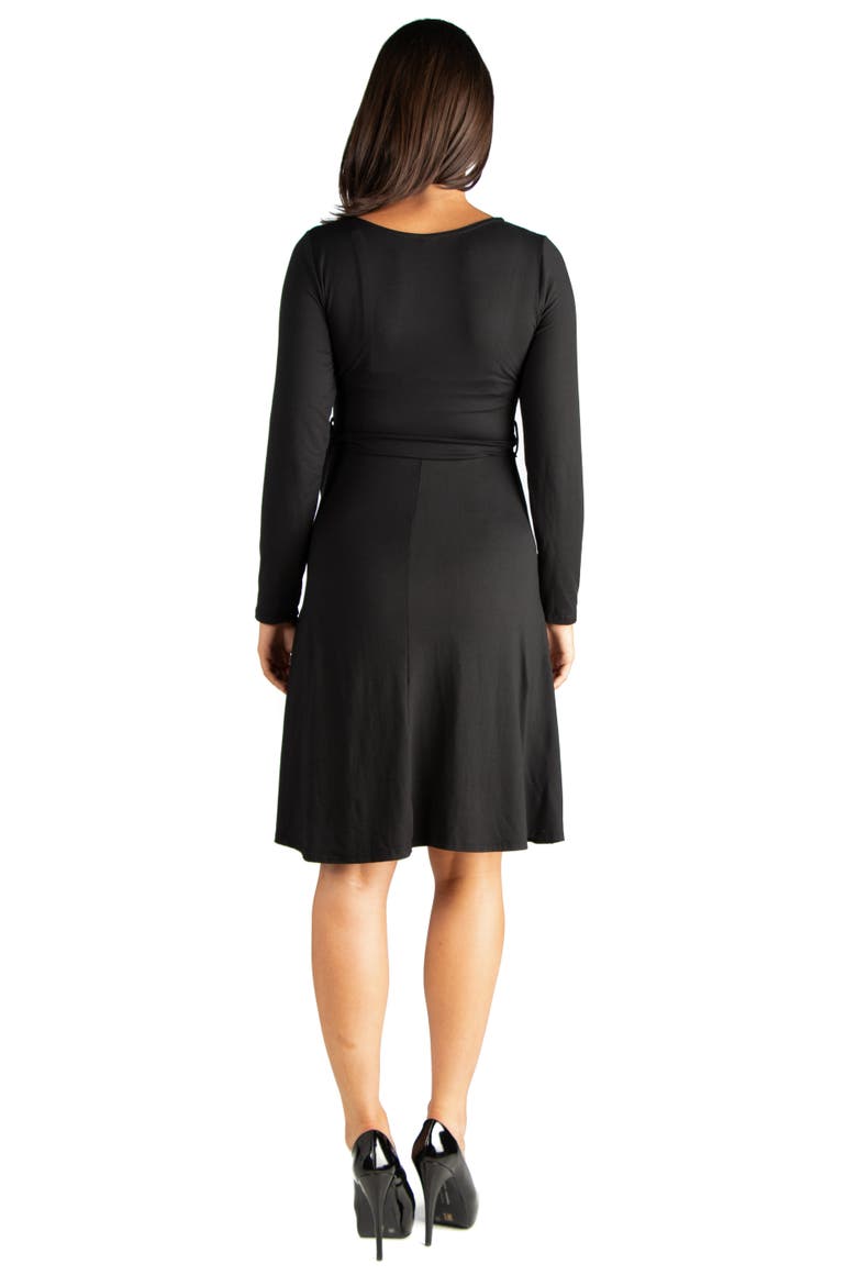 Chic V-neck Long Sleeve Belted Maternity Dress