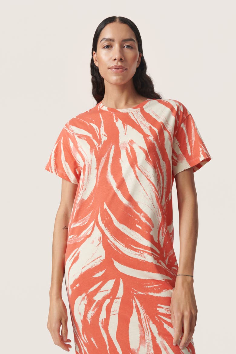 Eva Short Sleeve Crew Neck Midi Dress