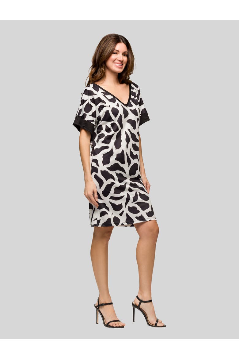 Black and White Short Sleeve Knee Length T Shirt Dress