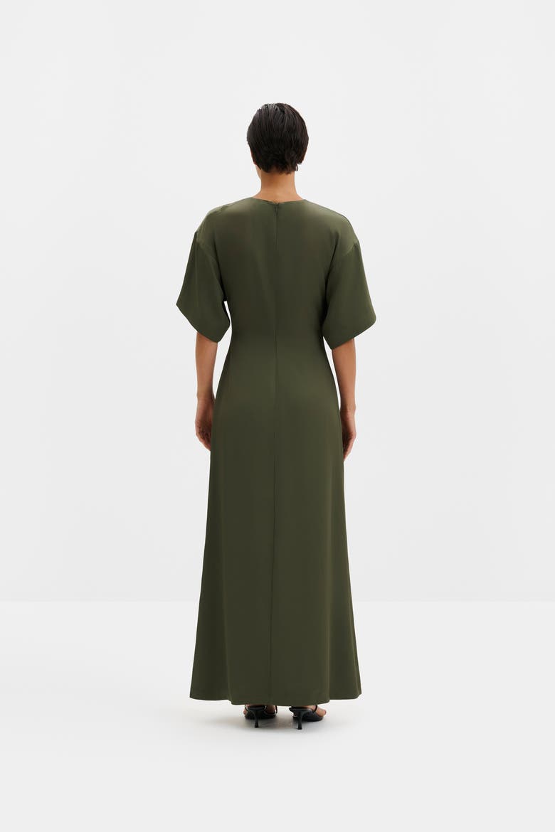 Zilla Brooch Detailed Maxi Dress