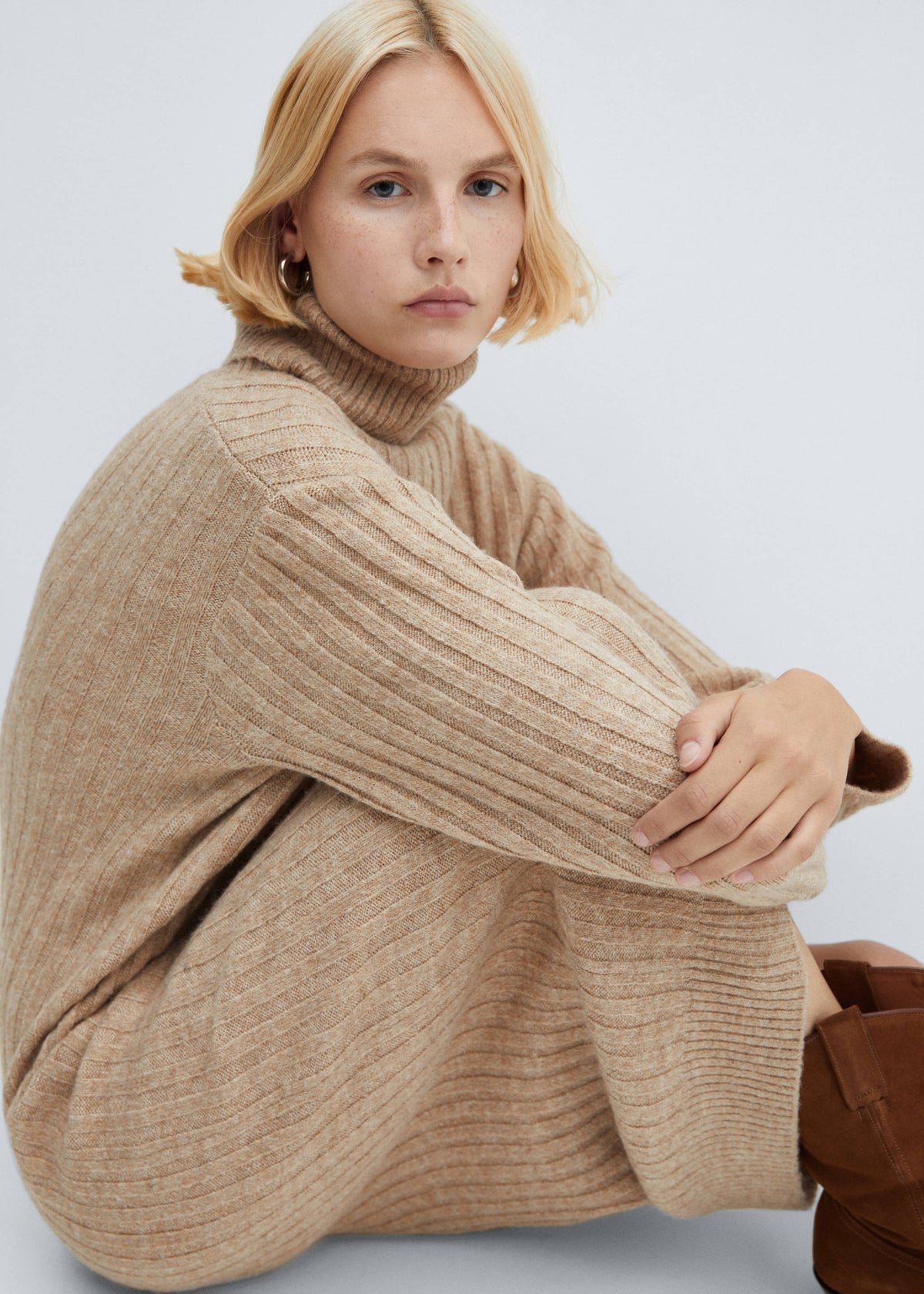 Ribbed turtleneck dress
