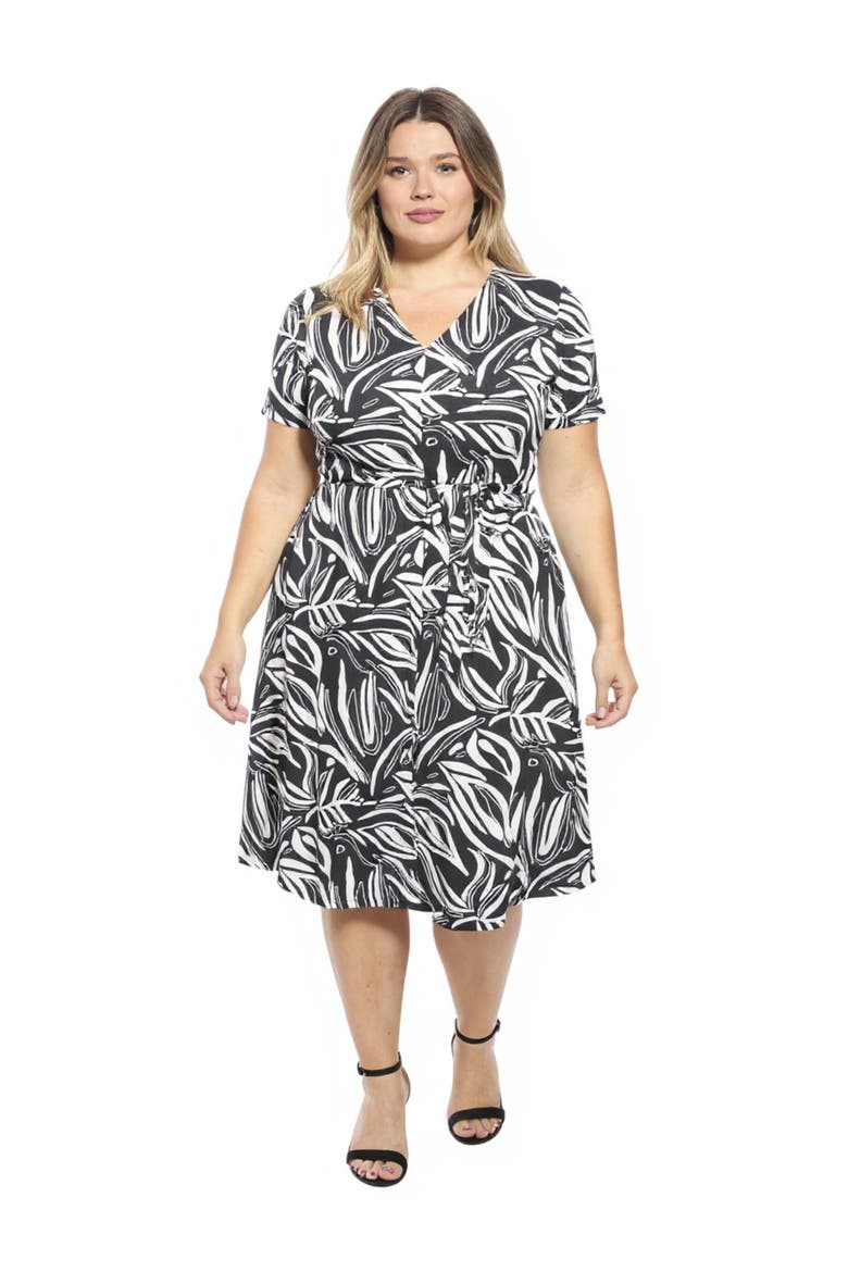 Curvy Essential Abstract V-Neck Short Sleeve A-Line Midi Dress
