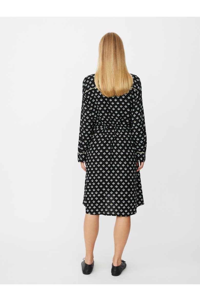 Nysindra Printed Knee Length Dress
