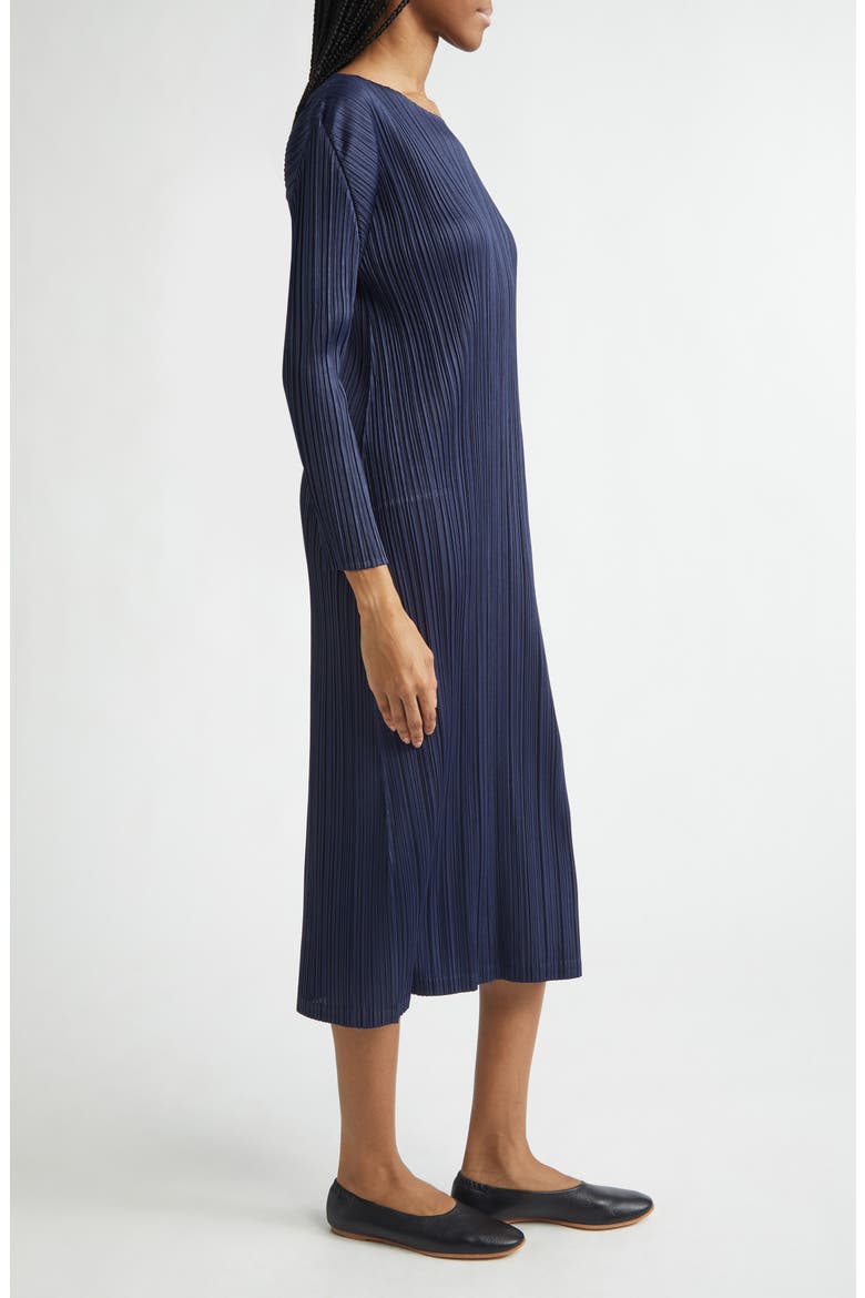 Monthly Colors January Pleated Long Sleeve Midi Dress