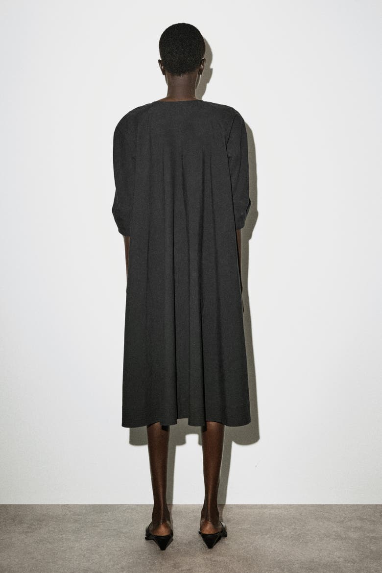 Rounded V-Neck Cotton Midi Dress