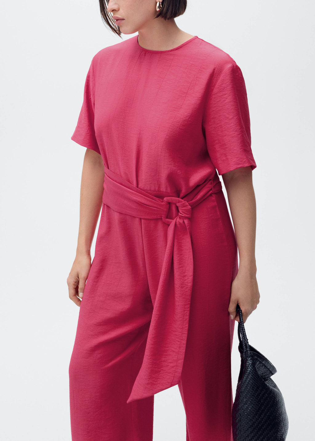Straight-fit short-sleeved jumpsuit with belt