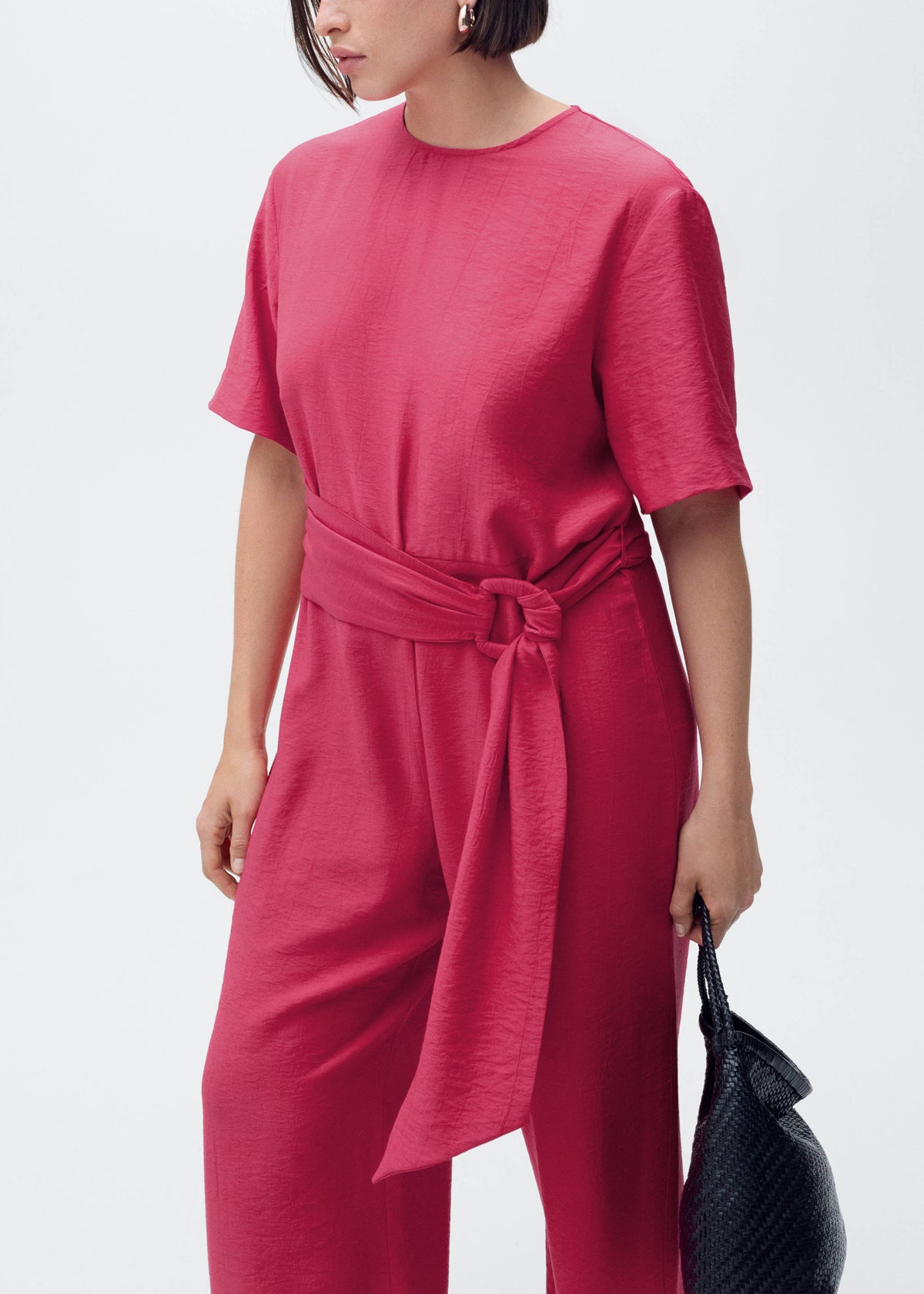 Straight-fit short-sleeved jumpsuit with belt