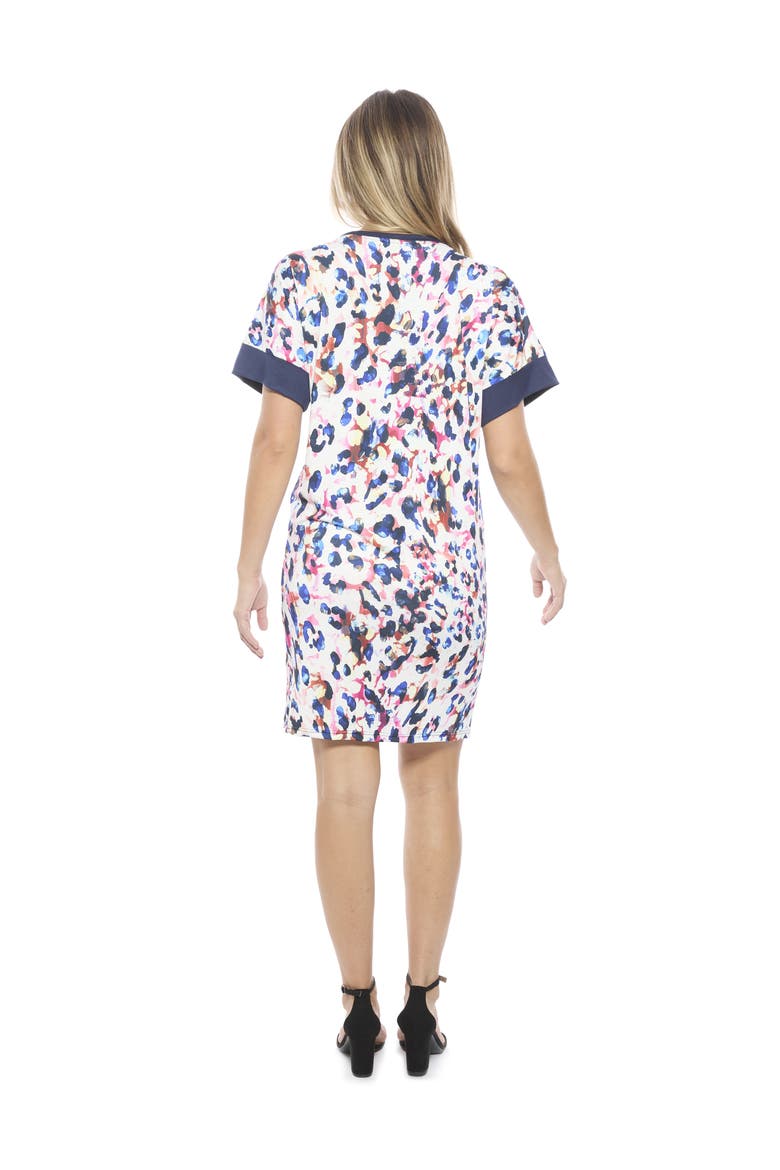 Womens Abstract Short Sleeve Knee Length T-Shirt Dress