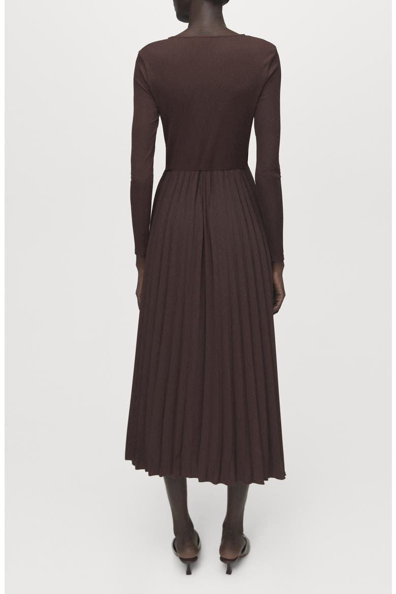 Long Sleeve Pleated Midi Dress