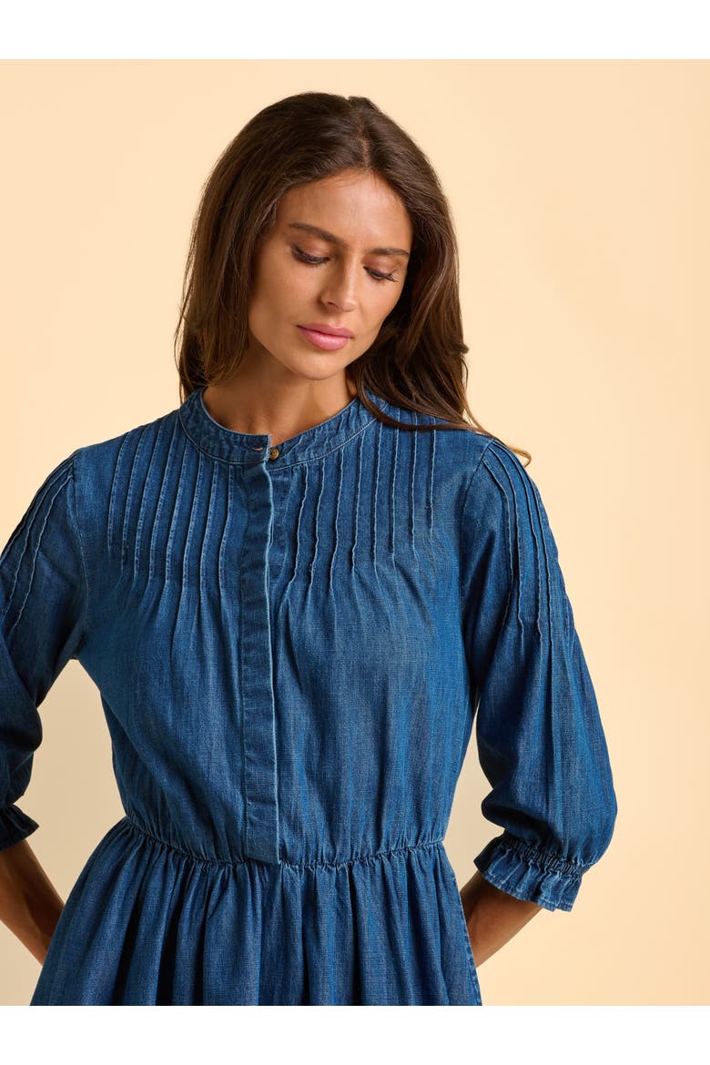 Icylyn 3/4 Sleeve Round Neck Midi Dress